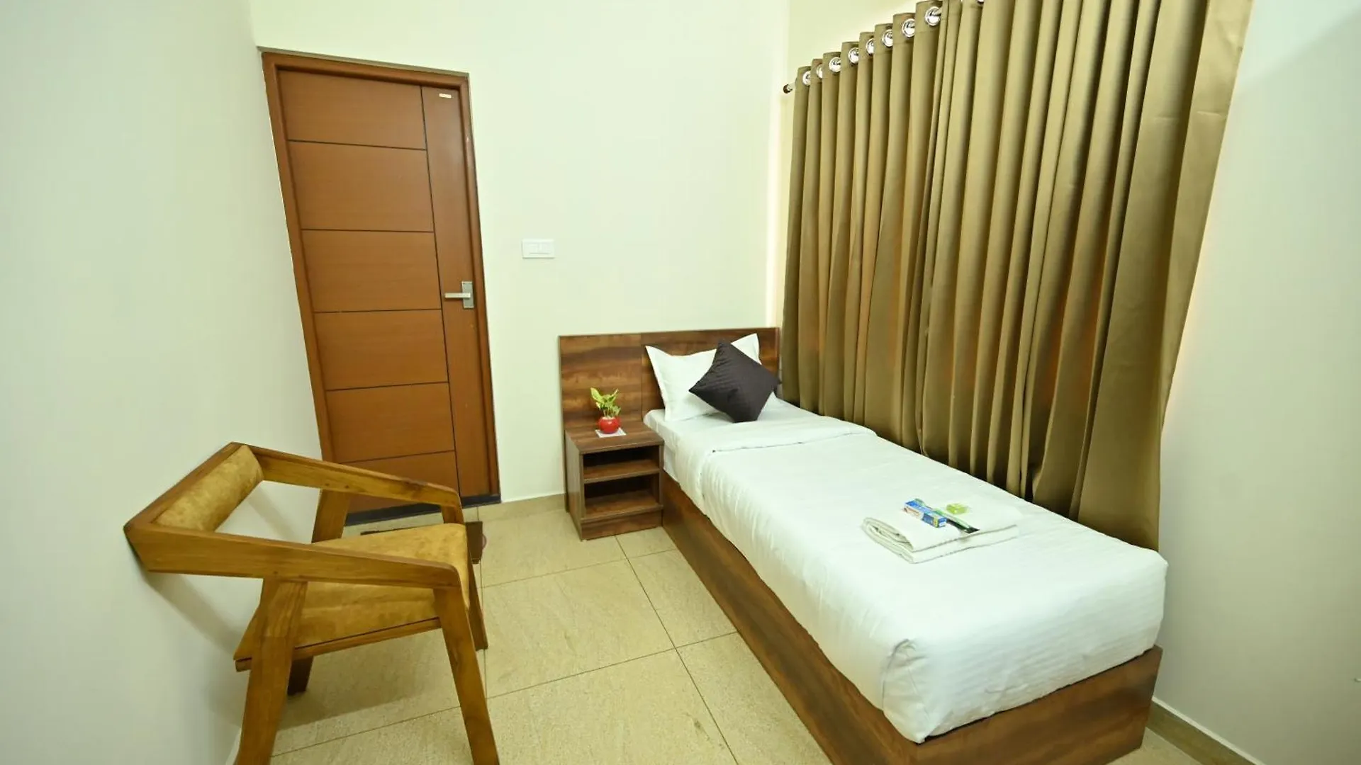 Jay Kay Residency Hotel Kochi