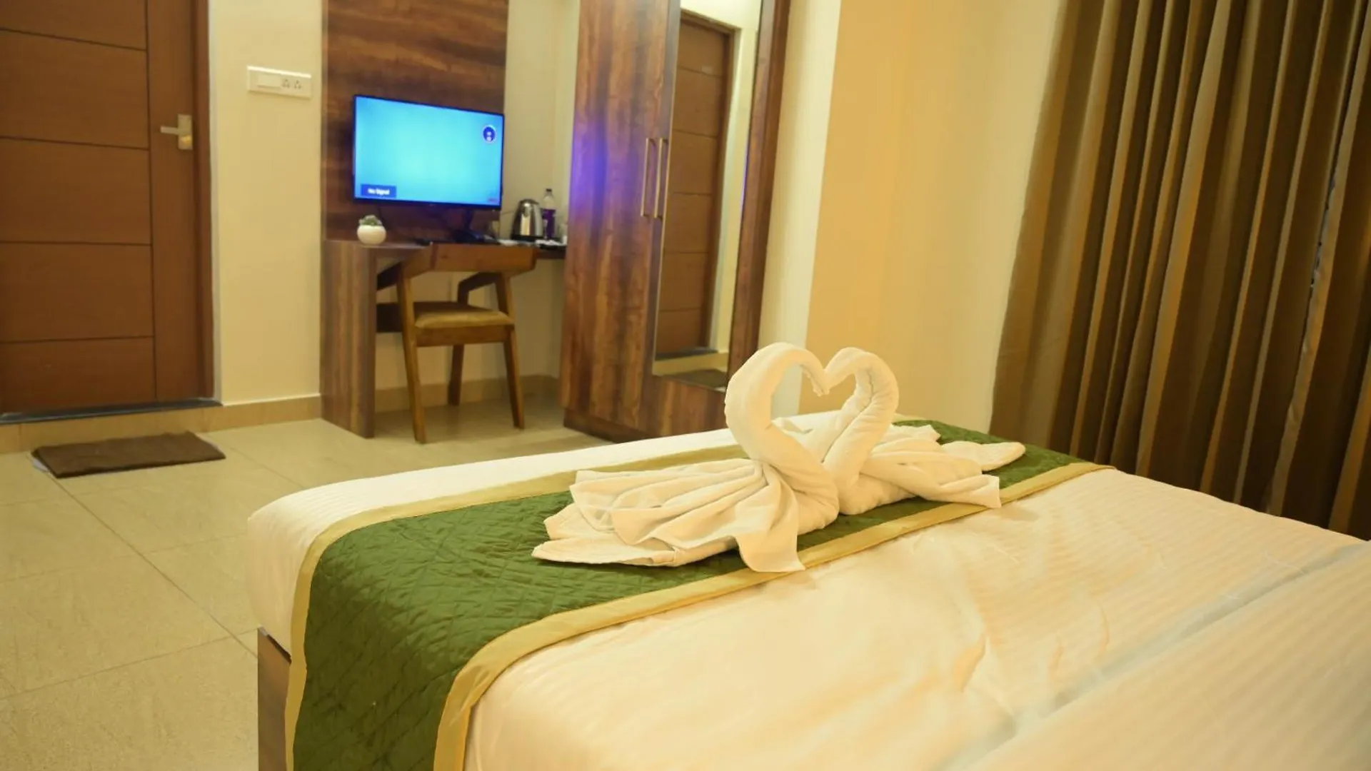 Jay Kay Residency Hotel Kochi