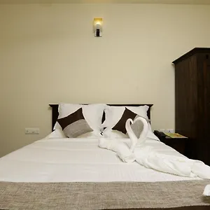 Le Noor Hotel